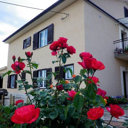 Apartments Rusin Linardići Exterior foto